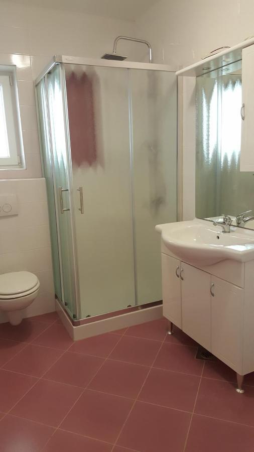 Haus Silvia Appartement Rovinj Buitenkant foto