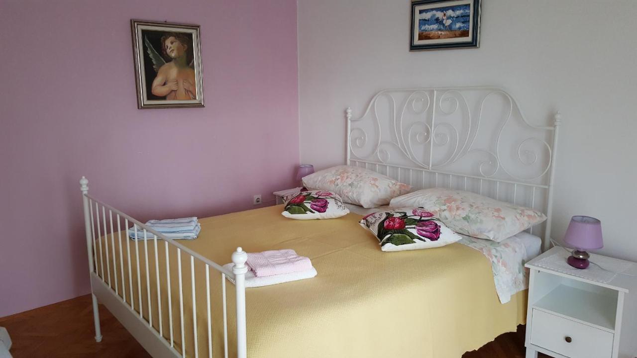Haus Silvia Appartement Rovinj Buitenkant foto