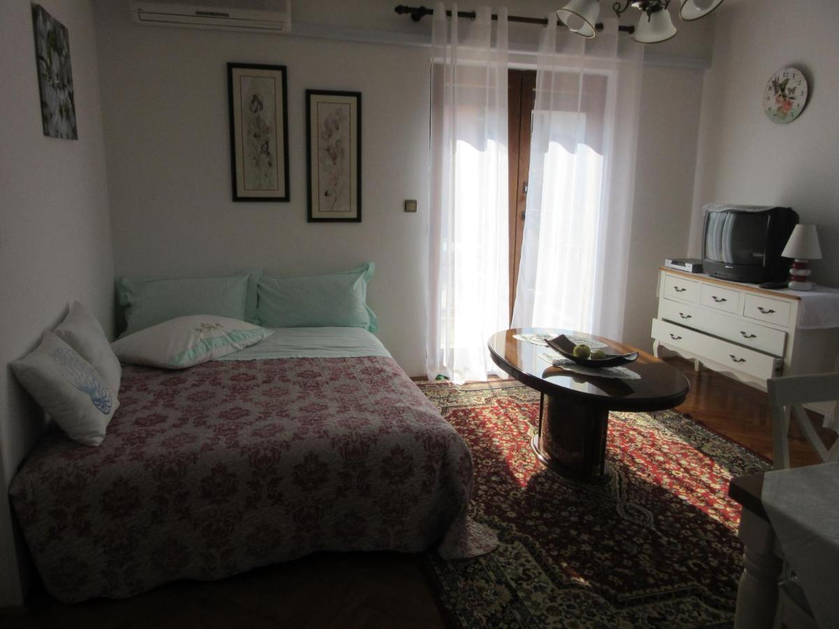 Haus Silvia Appartement Rovinj Buitenkant foto